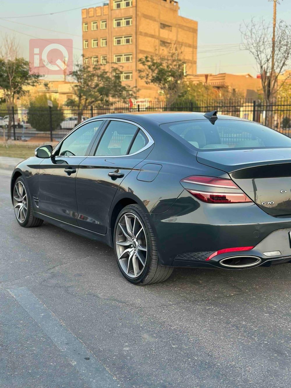 جێنسس G70